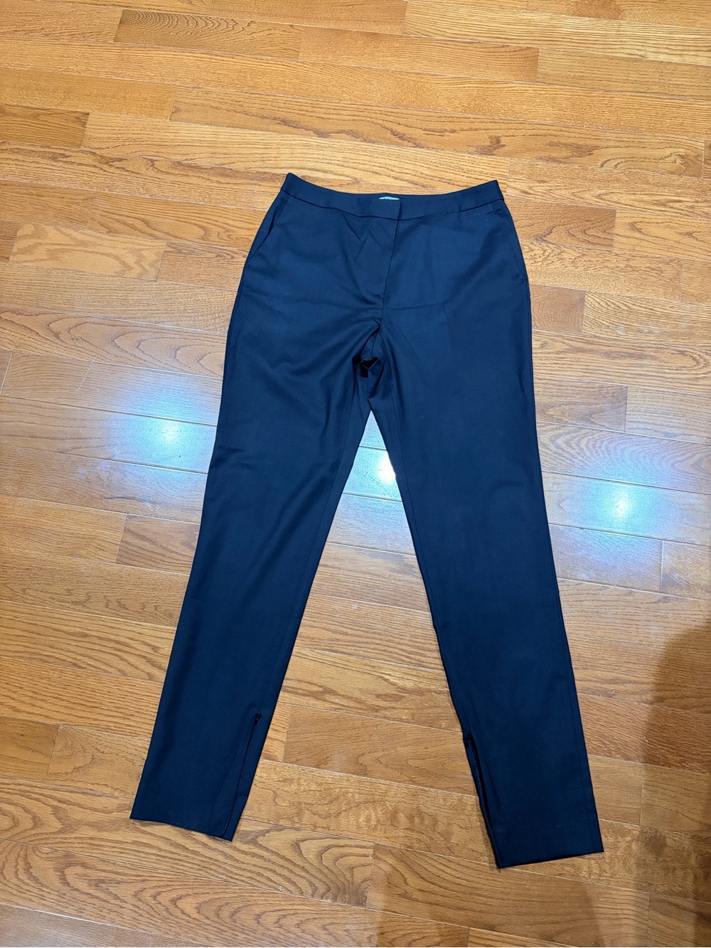 Argent Women's Black Tailored Ankle Pants